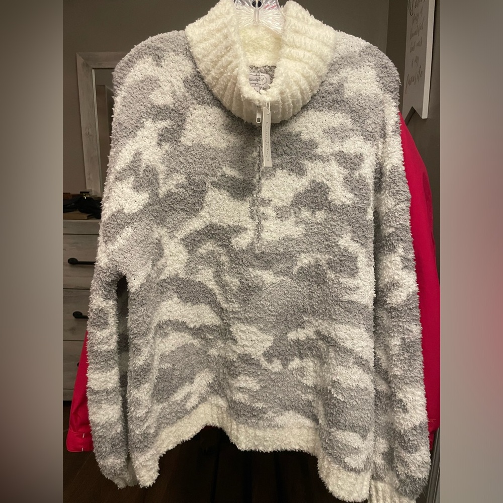 NWT Mudpie Sherpa Quarter Zip Pull Over